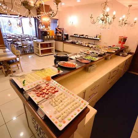 Grand Anzac فندق تْشاناكالي