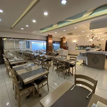 Grand Anzac מלון