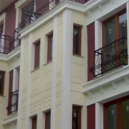 Hotel Grand Anzac 3*