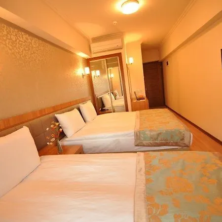 מלון Grand Anzac צ'נקלה