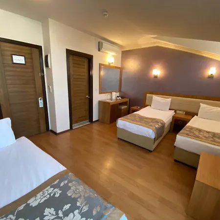 Grand Anzac מלון