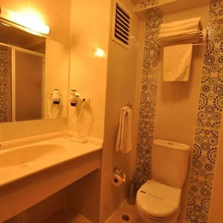 מלון Grand Anzac