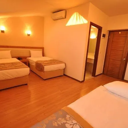 מלון Grand Anzac צ'נקלה